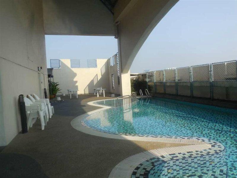 Mandarin Court Hotel Kuala Lumpur Exterior photo