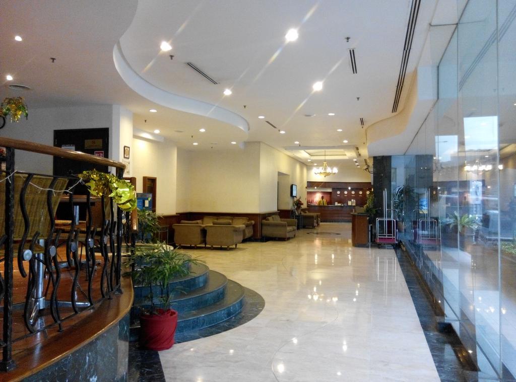 Mandarin Court Hotel Kuala Lumpur Exterior photo