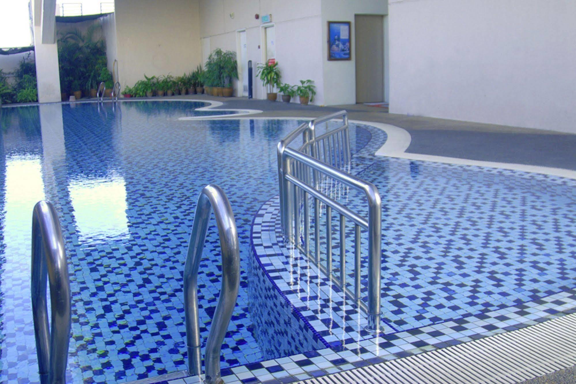 Mandarin Court Hotel Kuala Lumpur Exterior photo